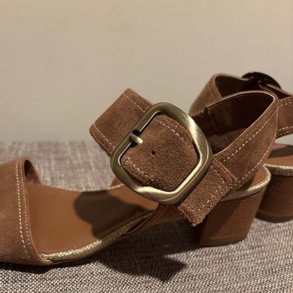 Donald J. Pliner Sandals Size 7,5M  Brown with Block Heel - Picture 5 of 12